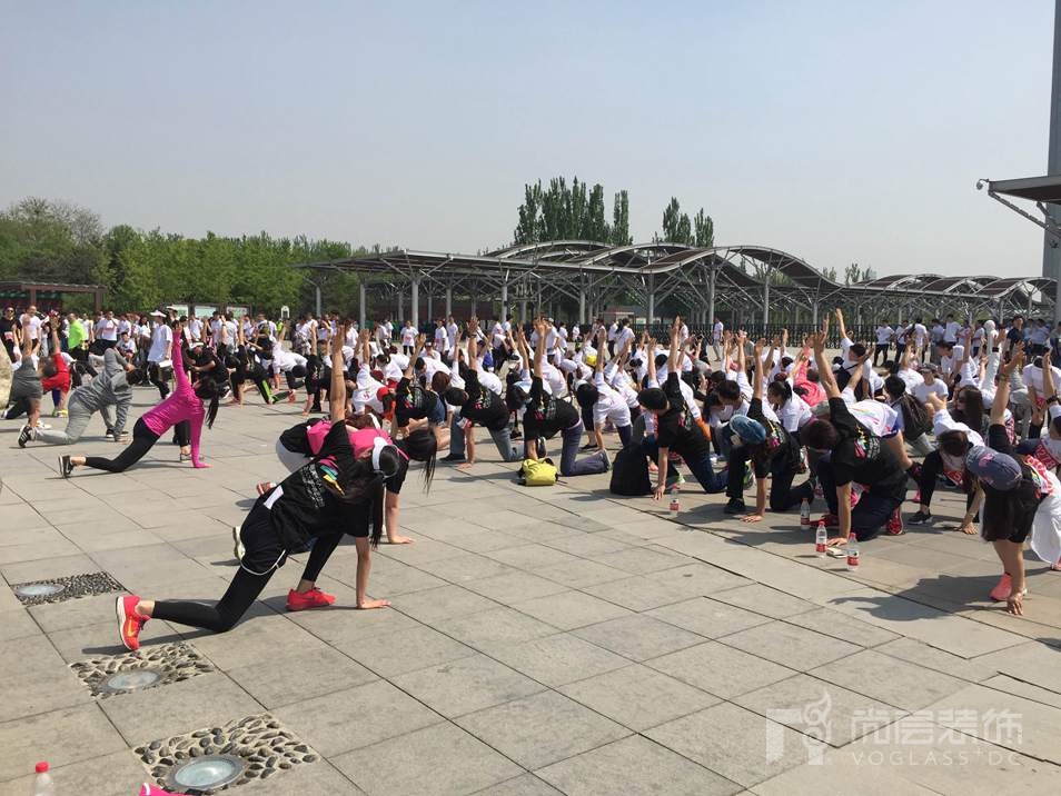 北京尚层装饰千人跑赛前热身